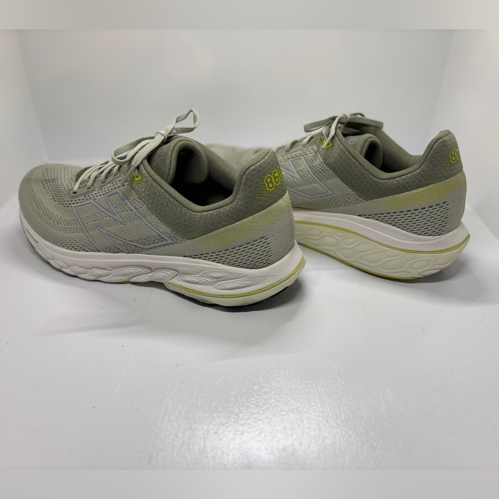 Men’s New Balance Fresh Foam 860 Olive Running Shoes Size 15 - Picture 5 of 12
